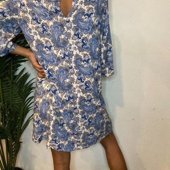 By H&amp;M Blue And Beige Printed Dress - Picture 9 of 10